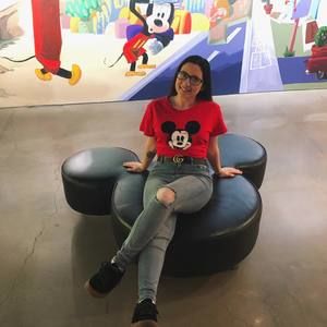 Meet your Posher, Vic